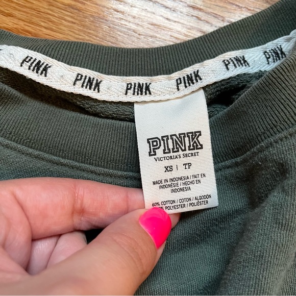 Victoria’s Secret PINK tribal sleeve logo pullover size XS - Picture 4 of 4